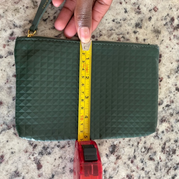 Ipsy Green Makeup Bag - Picture 5 of 6